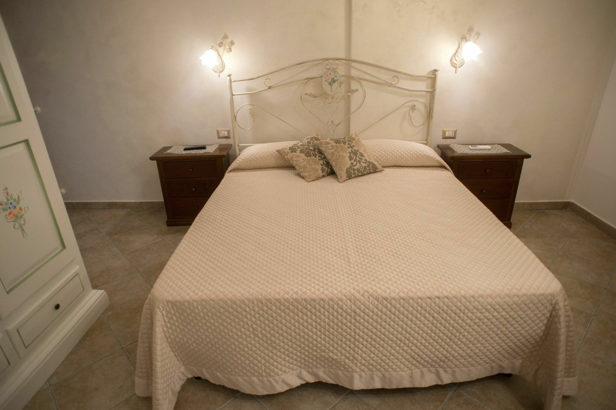 B&B Corte Dell' Immacolata Тавьяно Экстерьер фото